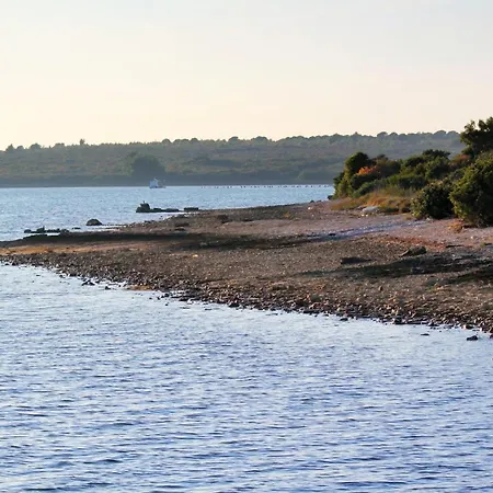 With Parking Space - 7494 * 메덜린