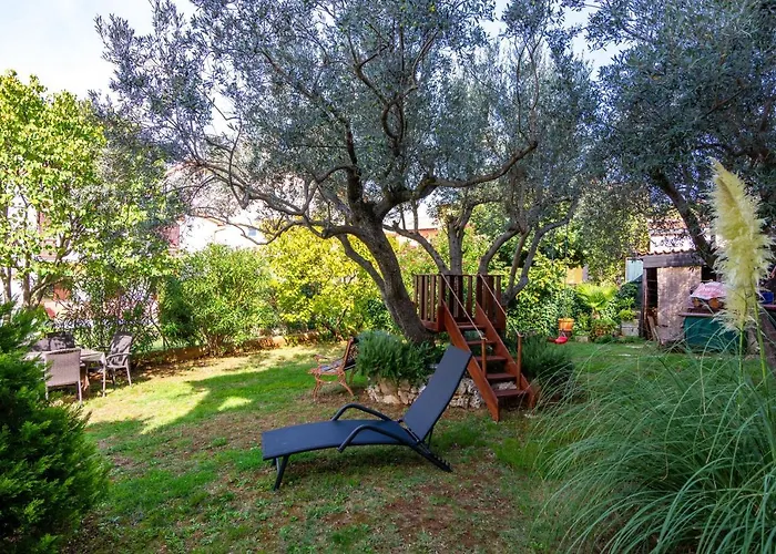 Appartamento With Parking Space - 7494 Medolino