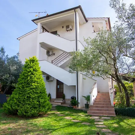With A Parking Space - 7494 Appartamento